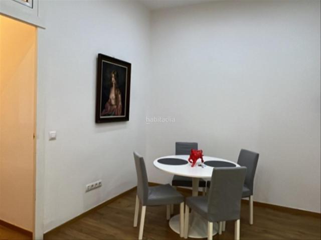 Piso en venta en Barcelona, Raval. A la venta mangifico piso en estado impecable. Pisos.