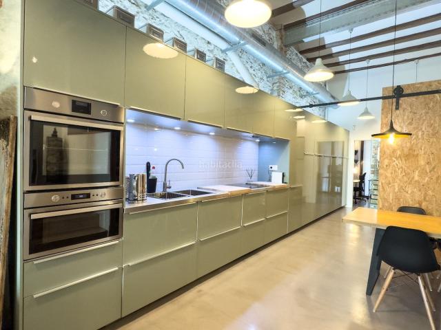 Piso en venta en Barcelona, Raval. Fantastico piso con piscina privada en Ciutat Vella. Pisos.