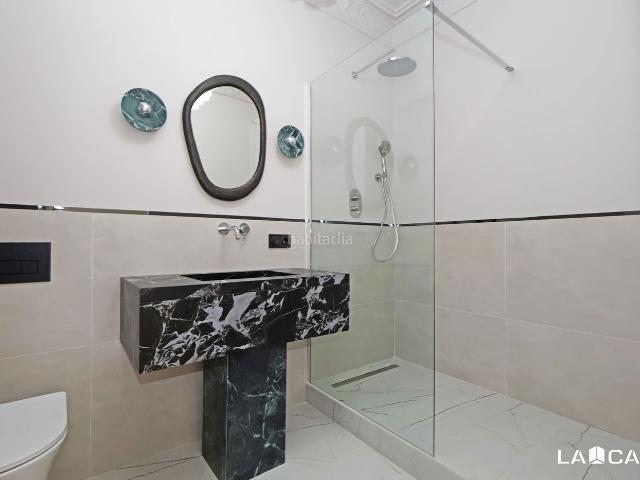 Piso en venta en Barcelona, Raval. GRAN OPORTUNIDAD EN BARCELONA!. Pisos.