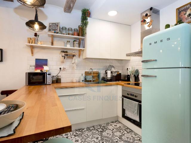 Piso en venta en Barcelona, Raval. COMBINA HISTORIA, CONFORT Y DISEÑO EN EL CORAZÓN CULTURAL DE BARCELONA. Pisos.