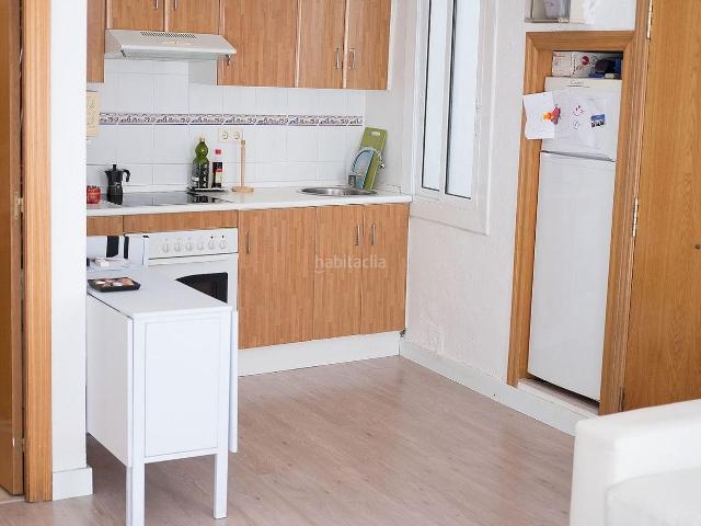 Piso en venta en Barcelona, Raval. Piso de 26m con Inquilino 4.85 rentabilidad bruta. Pisos.