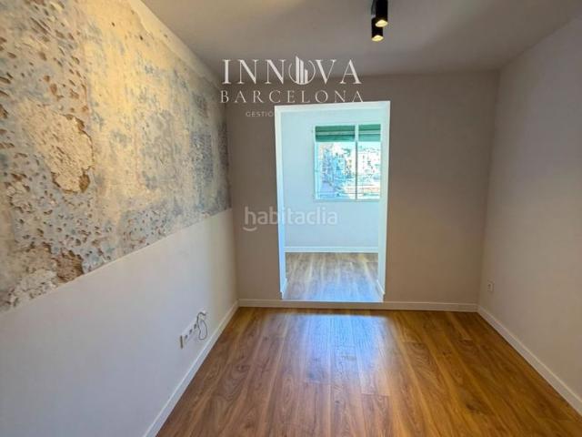 Piso en venta en Barcelona, Raval. Piso en Calle Sant Ramon Barcelona. Pisos.