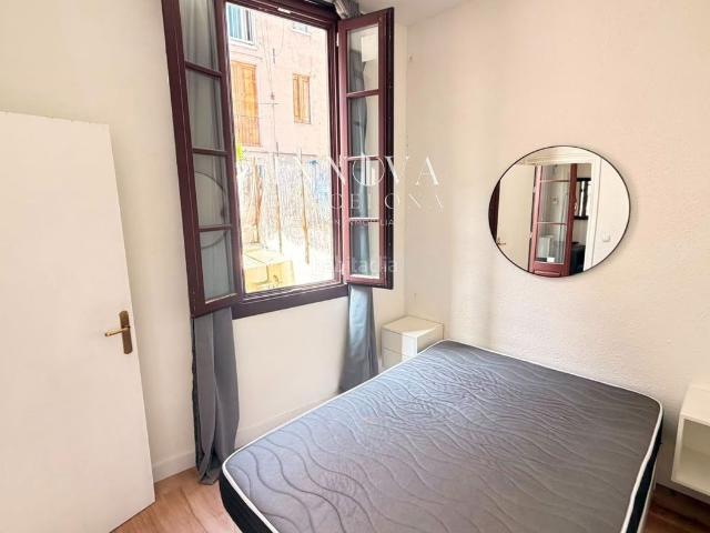 Piso en venta en Barcelona, Raval. Piso en Calle Vistalegre Barcelona. Pisos.