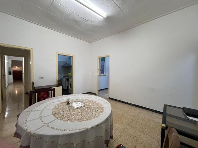 Piso en venta en Barcelona, Raval. PISO EN SANT ANTONI ABAT, BARCELONA. Pisos.