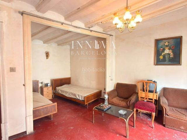 Piso en venta en Barcelona, Raval. Piso en venta calle Hospital. Pisos.