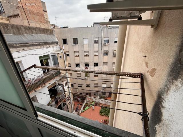 Piso en venta en Barcelona, Raval. Piso en venta en Barcelona. Pisos.