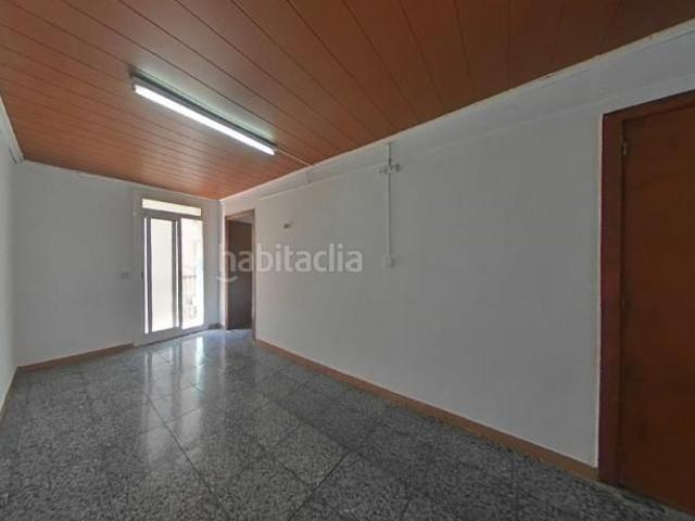 Piso en venta en Barcelona, Raval. Piso en venta en calle Sant Ramon. Pisos.