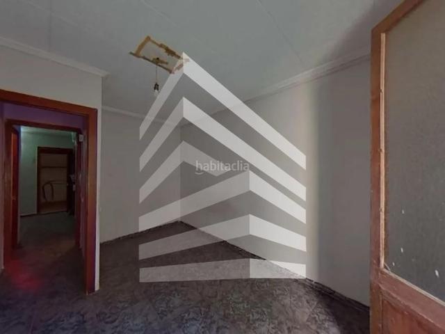 Piso en venta en Barcelona, Raval. Pisos.