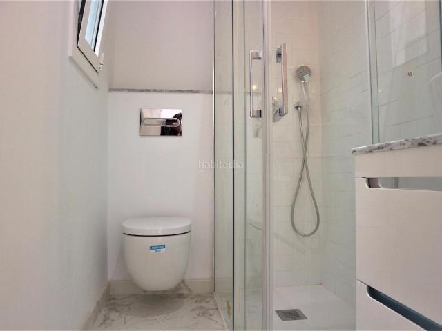 Piso en venta en Barcelona, Raval. Pisos.