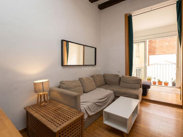 Piso en venta en Barcelona, Raval. Pisos.