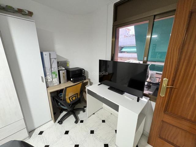 Piso en venta en Barcelona, Roquetes. encantador piso en Roquetes. Pisos.