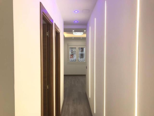 Piso en venta en Barcelona, Roquetes. Piso en venta en Roquetes08042. Pisos.