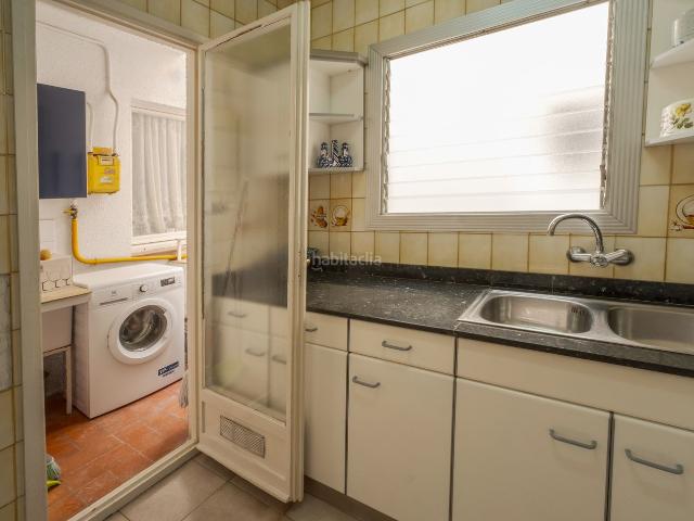 Piso en venta en Barcelona, Sant Martí de Provençals. Piso muy luminoso y tranquilo. Pisos.