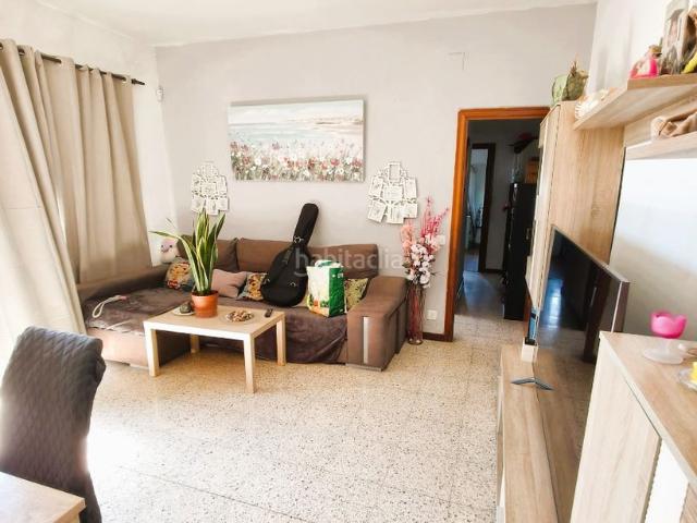 Piso en venta en Barcelona, Sant Andreu de Palomar. piso muy luminoso. Pisos.