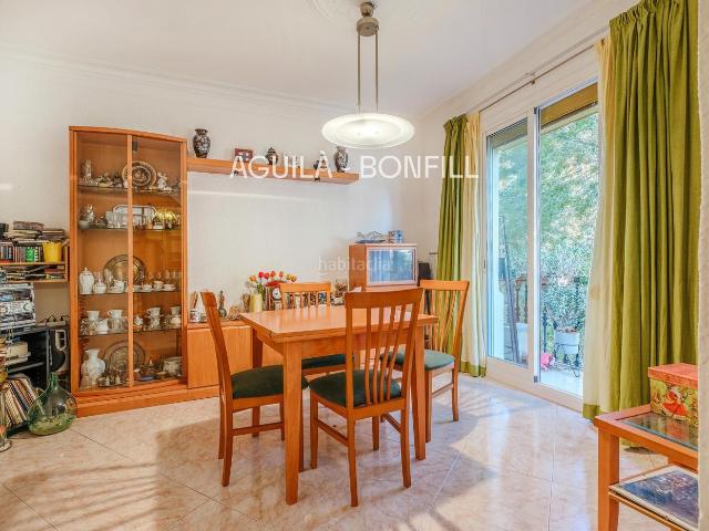 Piso en venta en Barcelona, Sant Antoni. en Barcelona. Pisos.