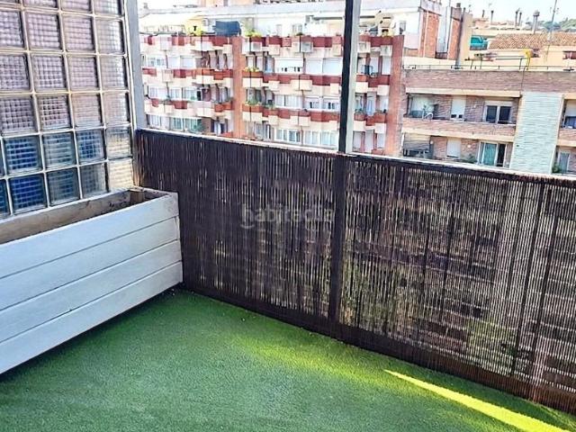 Piso en venta en Barcelona, Sant Antoni. Pisos.