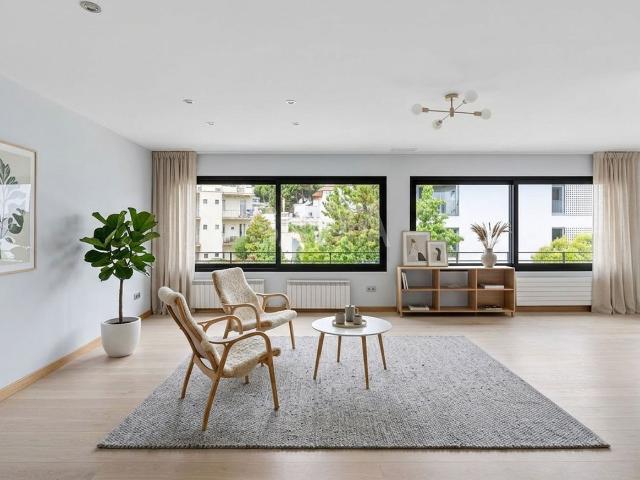 Piso en venta en Barcelona, Sant Gervasi Bonanova. Ático con terraza y vistas de Barcelona. Pisos.