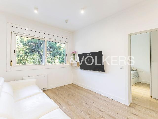 Piso en venta en Barcelona, Sant Gervasi Galvany. Bonito piso reformado en Ganduxer con vistas al parque. Pisos.