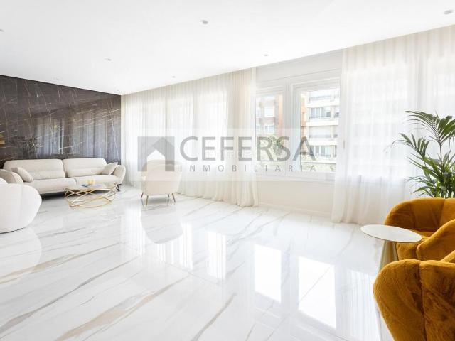 Piso en venta en Barcelona, Sant Gervasi Galvany. Piso único a estrenar en finca reformada de Tres Torres. Pisos.