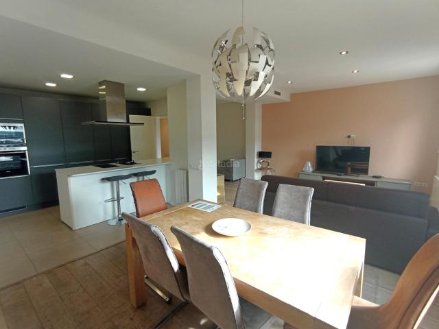 Piso en venta en Barcelona, Sant Gervasi Galvany. PRECIOSO PISO REFORMADO LISTO PARA ENTRAR A VIVIR EN AVENIDA DIAGONAL CERCA PLAZA FRANCESC MACIA. Pisos.
