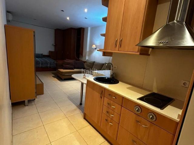 Piso en venta en Barcelona, Sant Ramon Maternitat. Pisos.