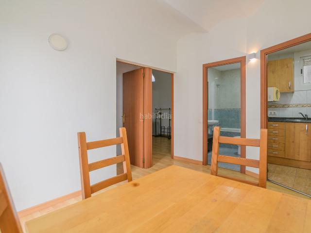 Piso en venta en Barcelona, Sants. un hogar con alma. Pisos.