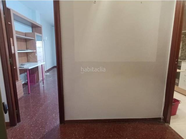 Piso en venta en Barcelona, Sants Badal. Venta de piso de 109 m en Sants, Barcelona Capital. Pisos.
