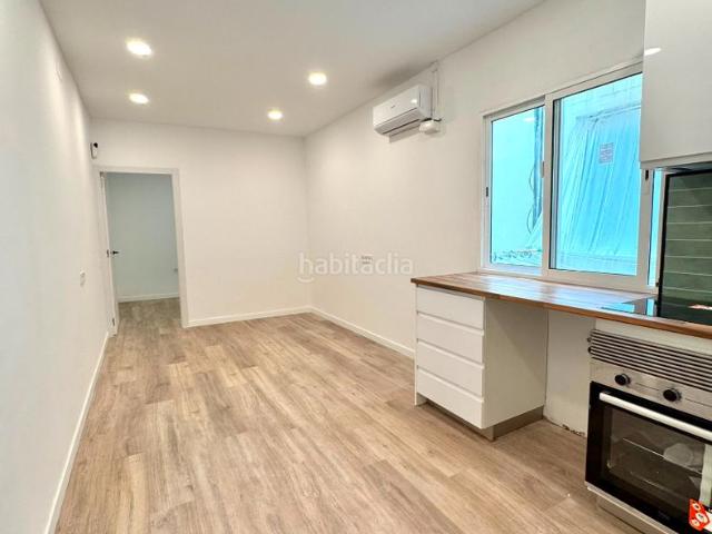 Piso en venta en Barcelona, Sants Badal. Pisos.