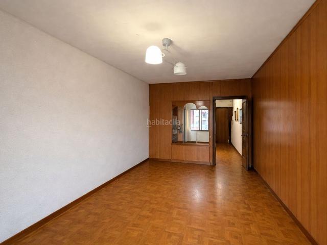 Piso en venta en Barcelona, Sants Badal. Pisos.