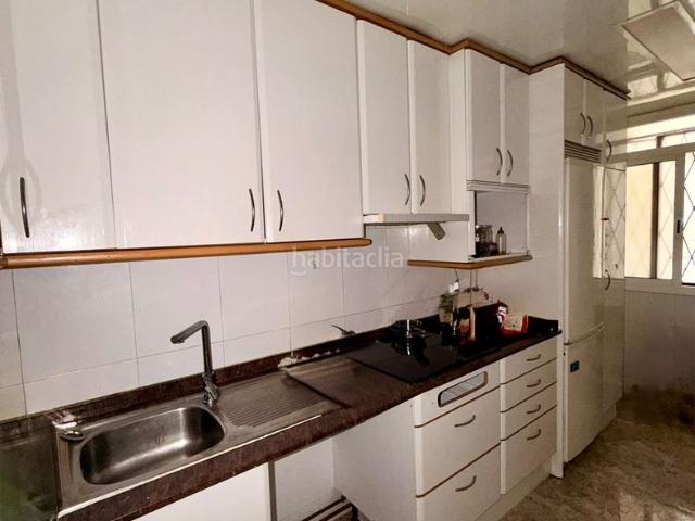 Piso en venta en Barcelona, Sants. Piso en venta en Calle de Puiggarí. Pisos.