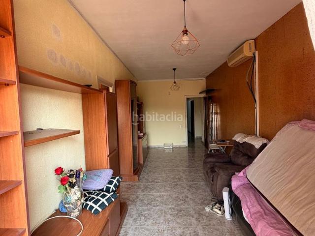Piso en venta en Barcelona, Sants. Piso en venta en Calle de Puiggarí. Pisos.