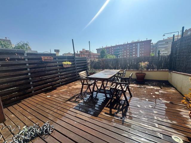 Piso en venta en Barcelona, Sants. Piso en venta en Calle del Tenor MasiniWHATSAPP DAVID Pisos.