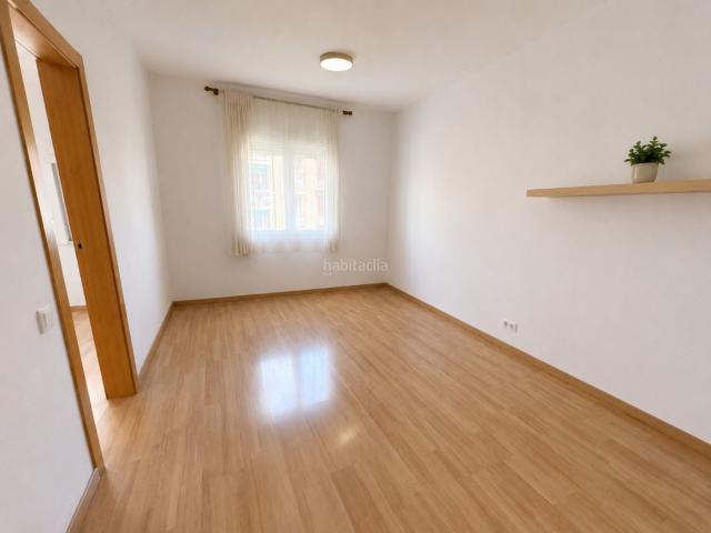 Piso en venta en Barcelona, Sagrada Família. Amplio piso c ascensor 3 Hab cerca de Glòries y S.Familia. Pisos.