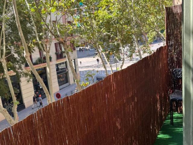 Piso en venta en Barcelona, Sagrada Família. BONITO PISO CON BALCÓN EN CALLE CARTAGENA. Pisos.