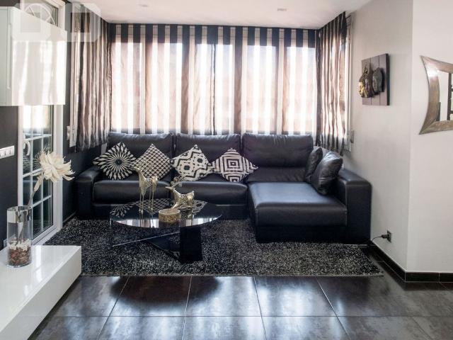 Piso en venta en Barcelona, Sagrada Família. GRAN PISO AL LADO DE LA AVENIDA GAUDI. Pisos.