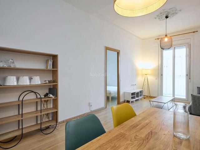 Piso en venta en Barcelona, Sagrada Família. En venta reformado cerca Sagrada Familia. Pisos.