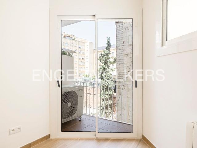 Piso en venta en Barcelona, Sagrada Família. Elegante piso a estrenar con balcón en Sagrada Família. Pisos.