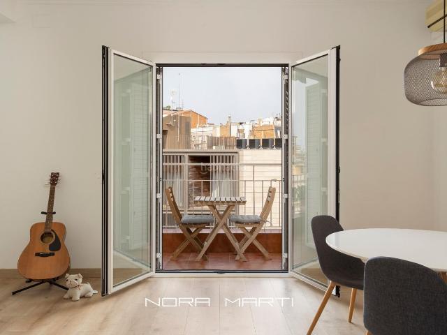 Piso en venta en Barcelona, Sagrada Família. MAGNIFICO PISO ALTO CON VISTAS A LA SAGRADA FAMILIA. Pisos.