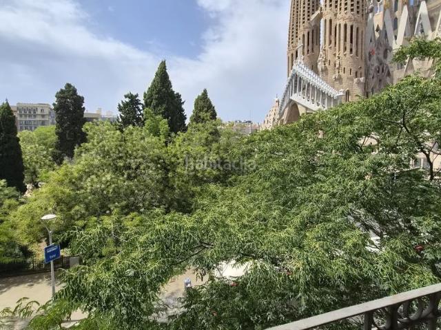 Piso en venta en Barcelona, Sagrada Família. SAGRADA FAMILIA EXCLUSIVO PISO CON VISTAS AL TEMPLO. Pisos.
