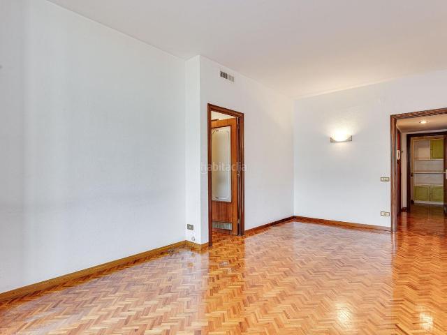 Piso en venta en Barcelona, Sagrada Família. PISO CERCA DE LA SAGRADA FAMILIA. Pisos.