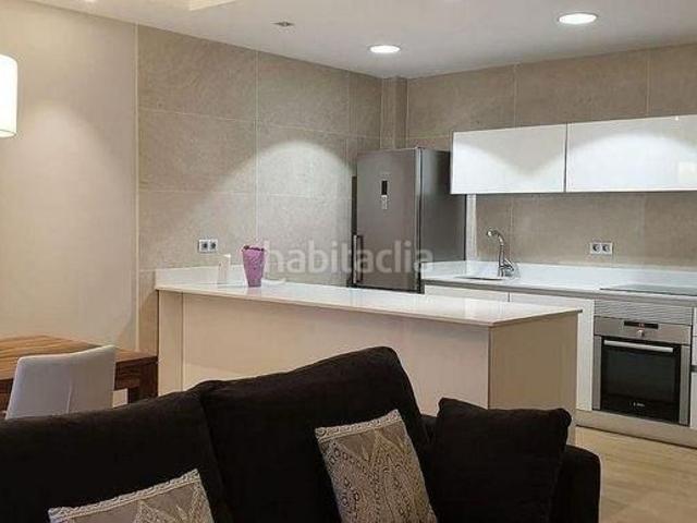 Piso en venta en Barcelona, Sagrada Família. Piso con balcón en venta, la Sagrada Familia, Barcelona. Pisos.