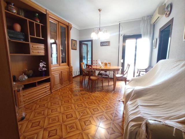 Piso en venta en Barcelona, Sagrada Família. Piso de 3 hab. en el Eix Dret, a pocos metros de La Sagrada Familia. Pisos.