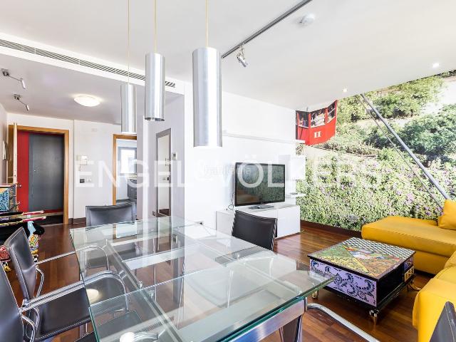 Piso en venta en Barcelona, Sagrada Família. Piso de tres habitaciones y terraza en Eixample. Pisos.