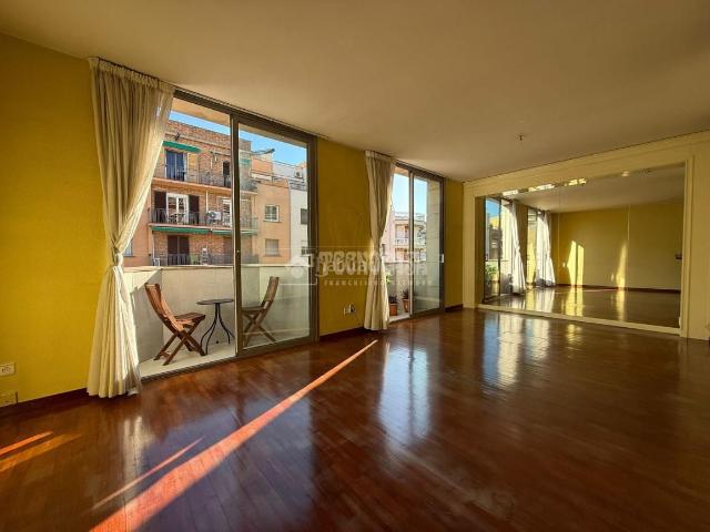 Piso en venta en Barcelona, Sagrada Família. Piso en venta en Barcelona. Pisos.