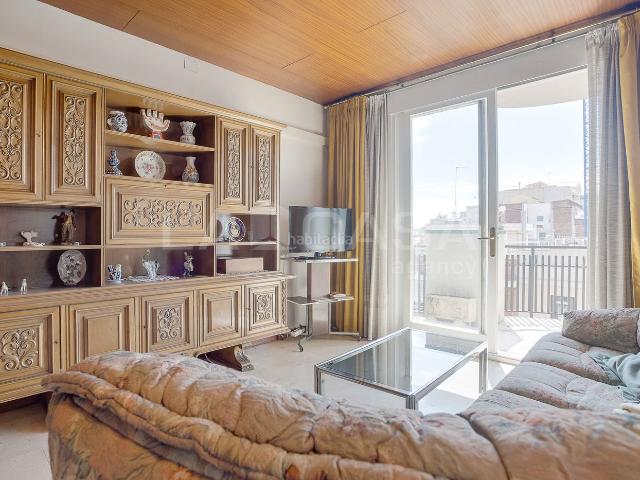 Piso en venta en Barcelona, Sagrada Família. PISO EN VENTA EN CALLE DE PADILLA. Pisos.
