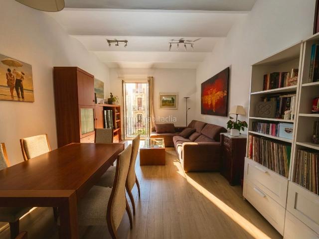Piso en venta en Barcelona, Sagrada Família. Pisos.