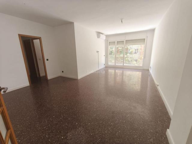 Piso en venta en Barcelona, Sagrada Família. Rosselló Cartagena. Pisos.