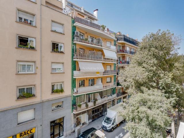Piso en venta en Barcelona, Sarrià. Piso en venta en la calle Santa Amelia. Pisos.