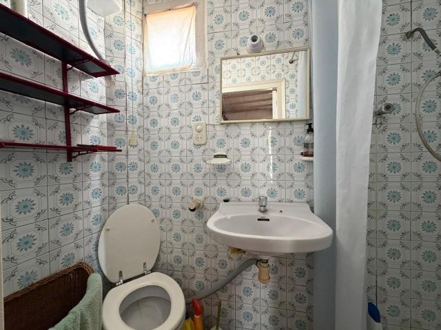 Piso en venta en Barcelona, St. Pere Sta. Caterina El Born. Ático de 1 habitación en el centro de Barcelona. Pisos.