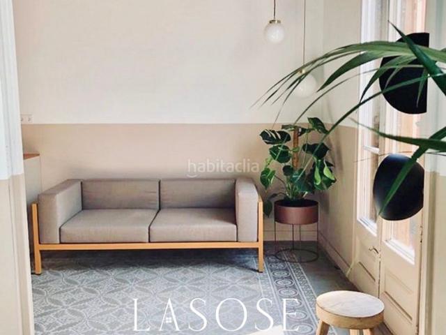 Piso en venta en Barcelona, St. Pere Sta. Caterina El Born. Apartamento Renovado en el Corazón Histórico de Barcelona Ciutat Vella. Pisos.